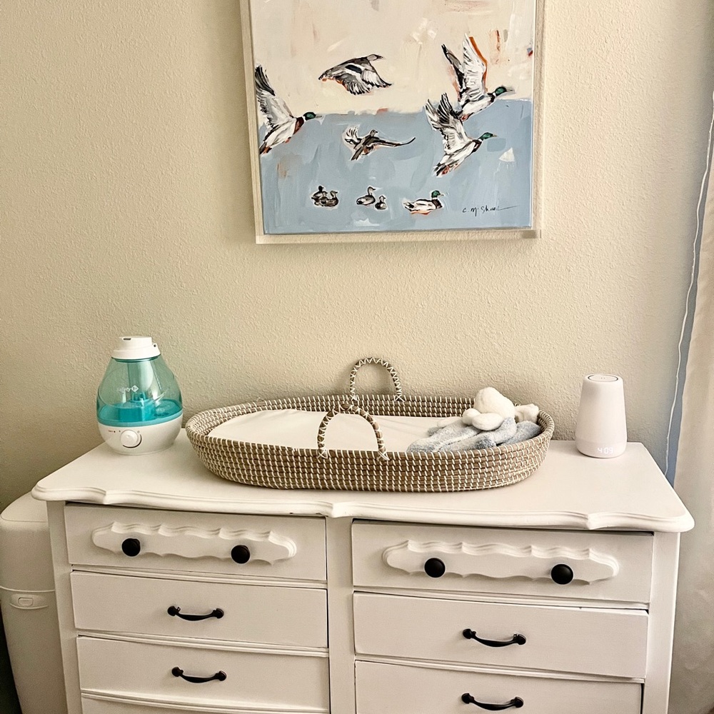 Bamboo changing basket with waterproof pad